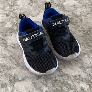 Boy sneakers size 6 nautica